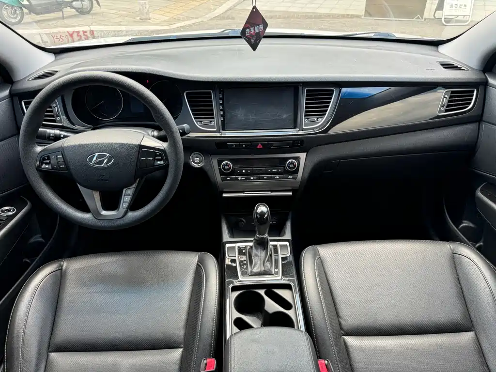 Hyundai Mistra — миниатюра 8