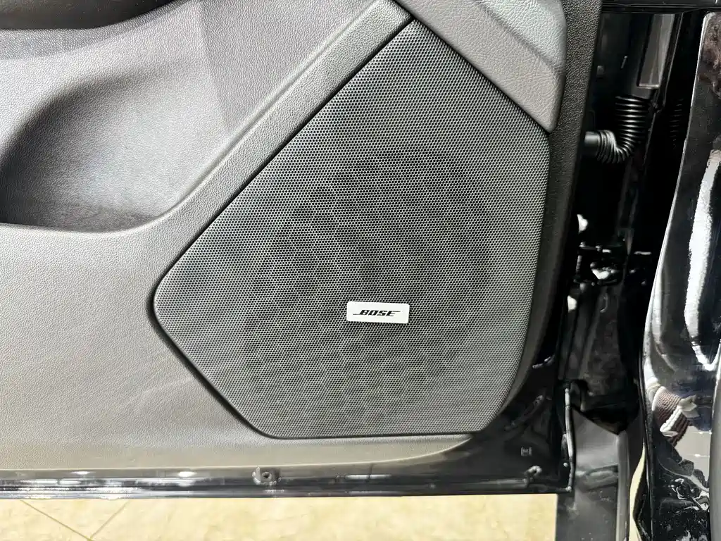 Cadillac XT5 — миниатюра 8