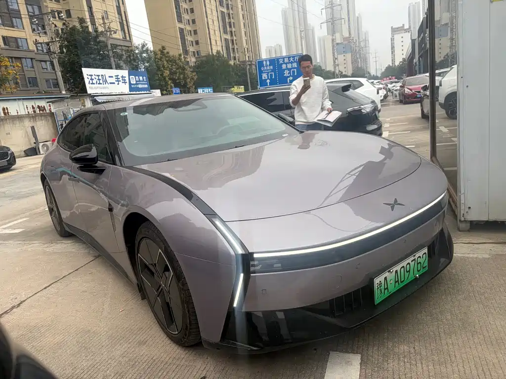 XPeng P7 — миниатюра 3