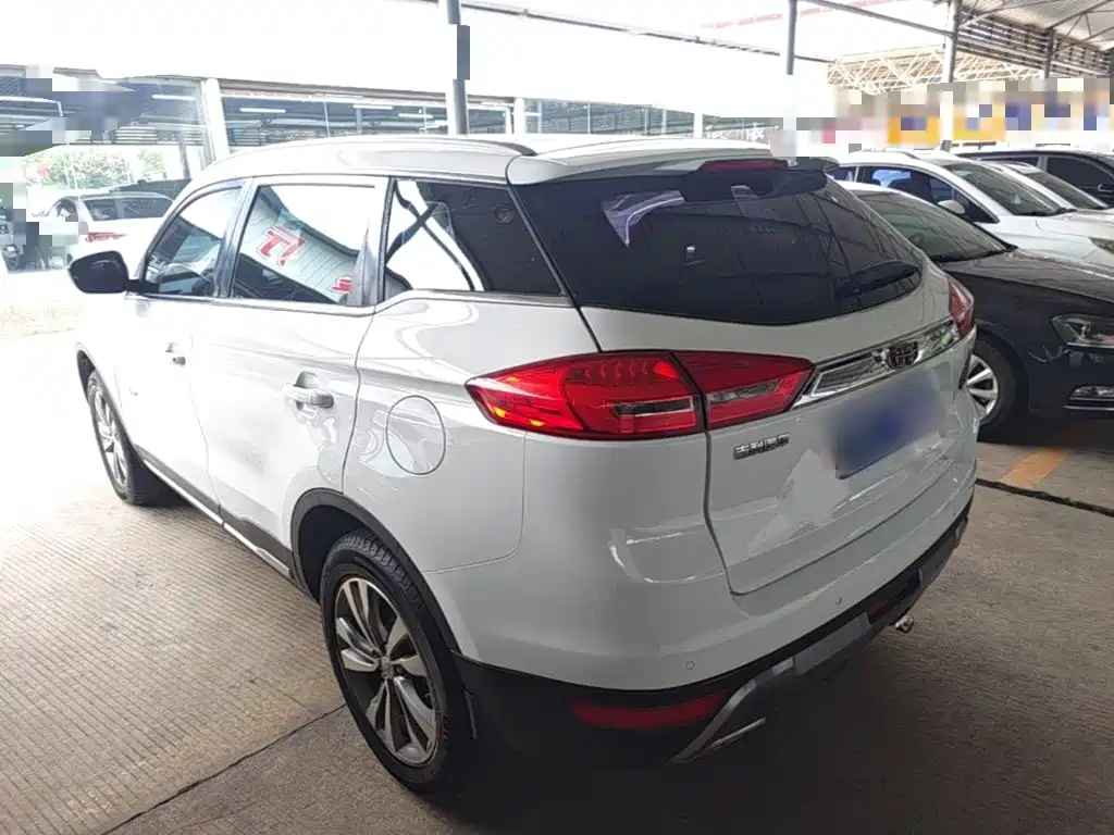Geely Boyue — миниатюра 5