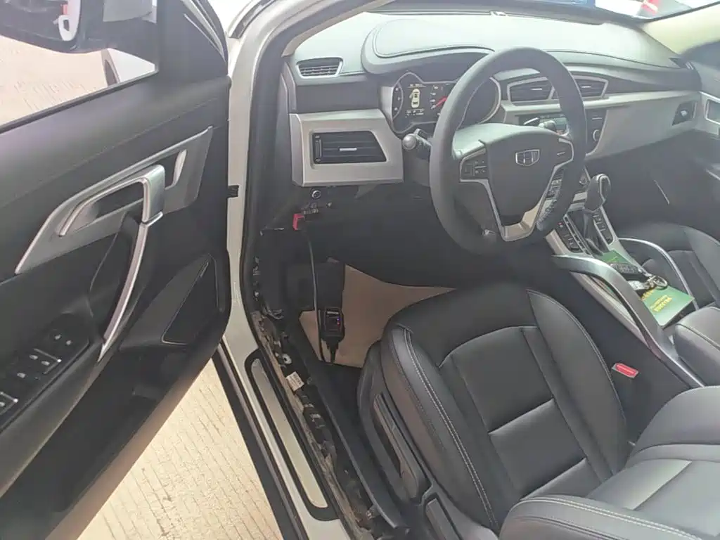 Geely Boyue — миниатюра 16