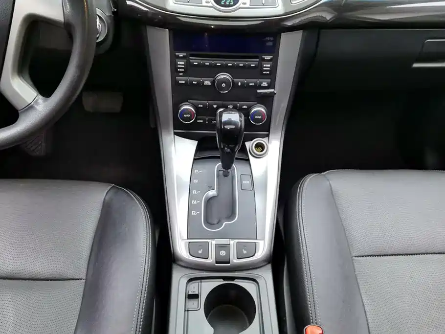 Chevrolet Captiva — миниатюра 16