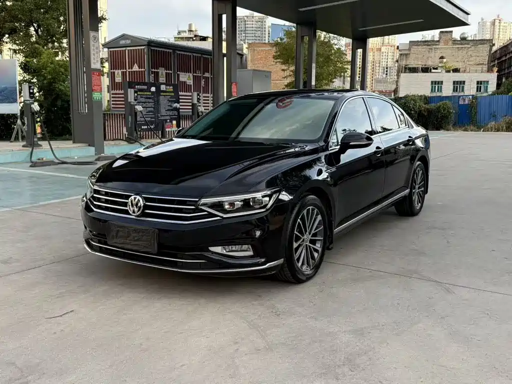 Volkswagen Magotan — миниатюра 2