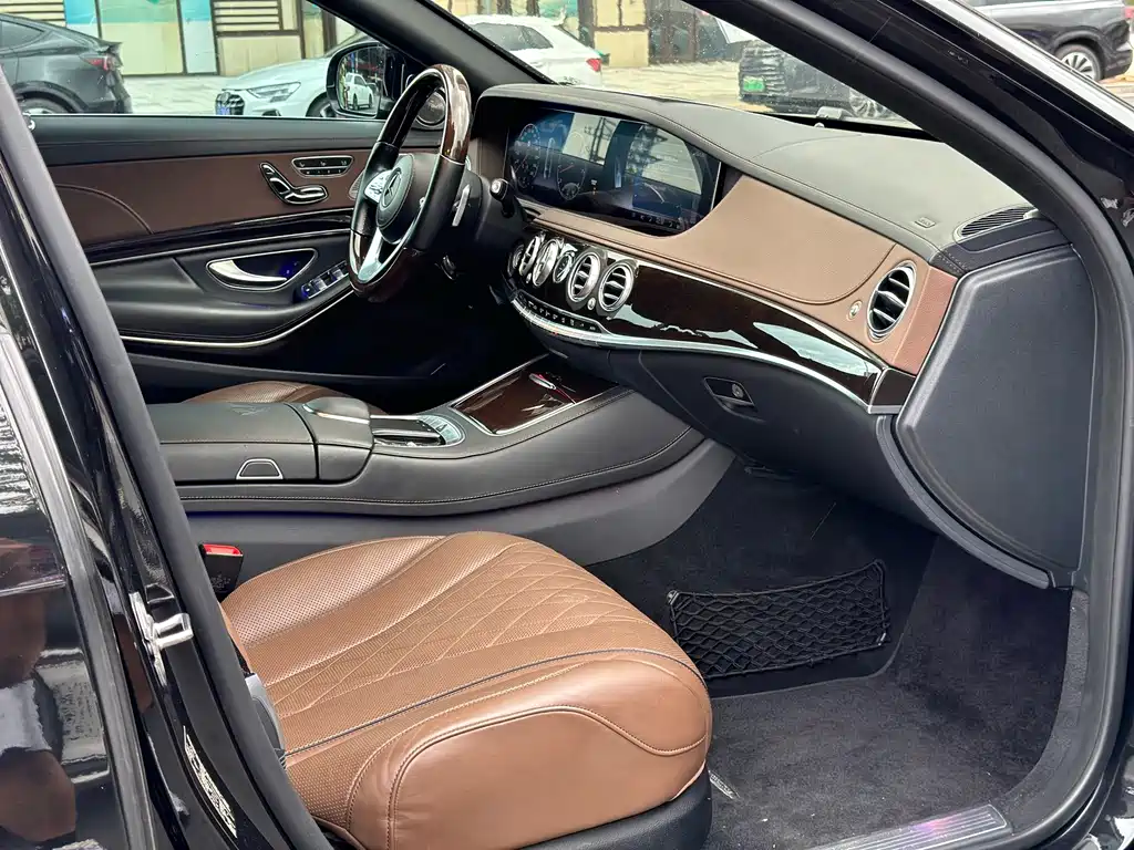 Mercedes-Benz S-Class — миниатюра 23