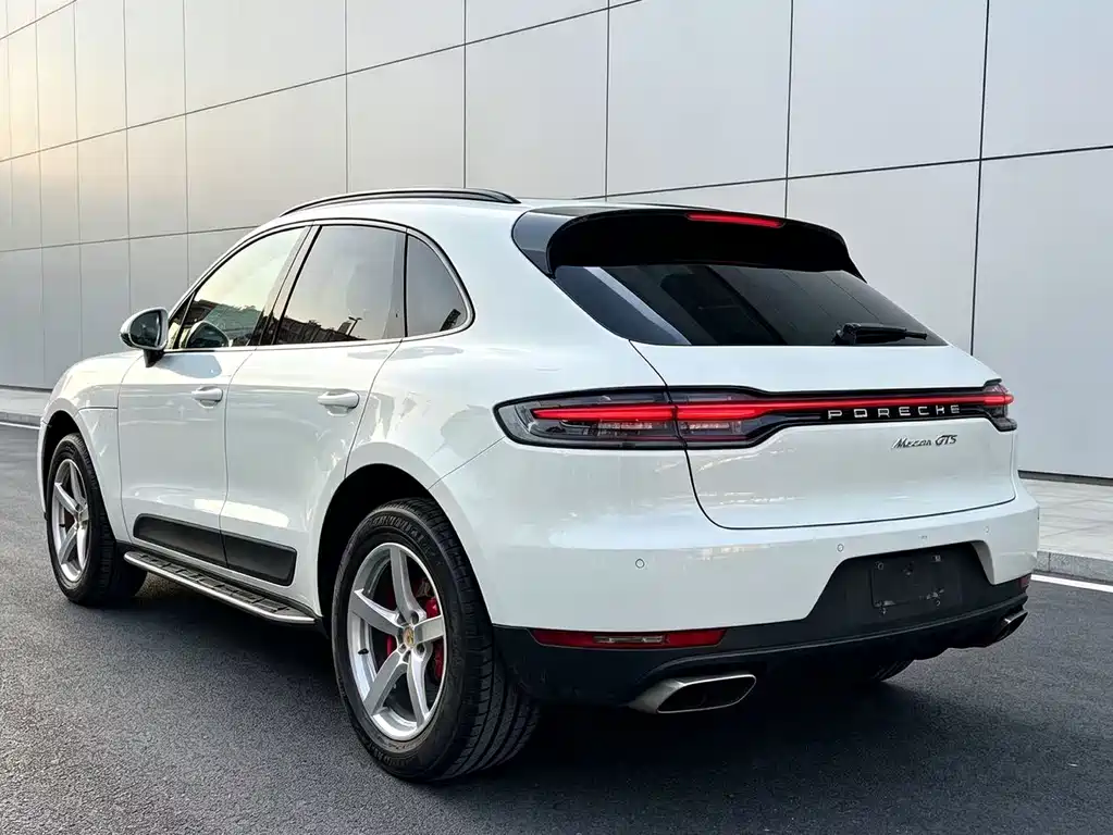 Porsche Macan — миниатюра 5