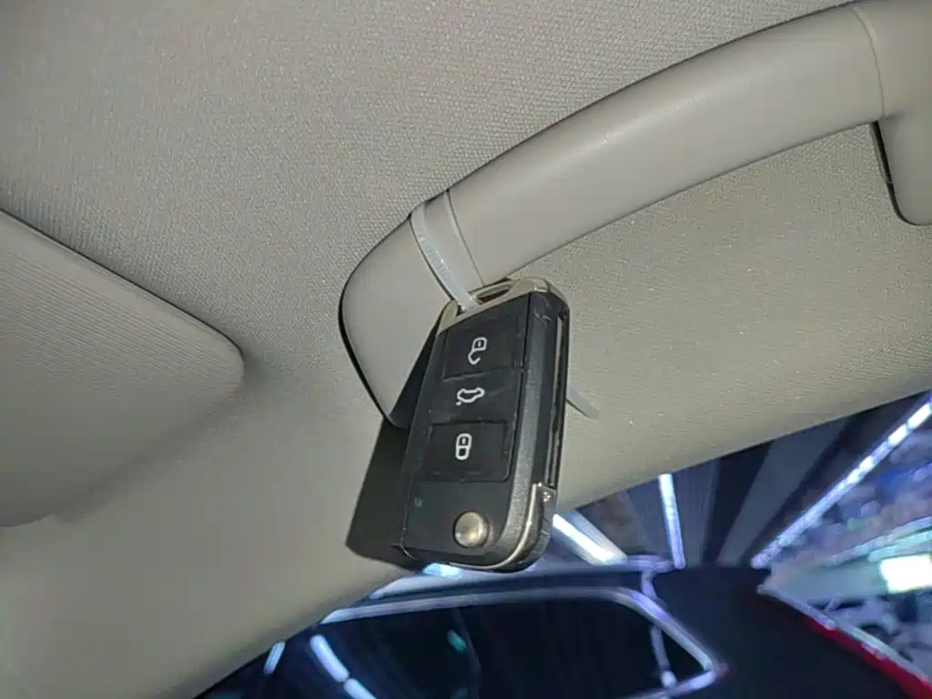 Volkswagen Tiguan L — миниатюра 9