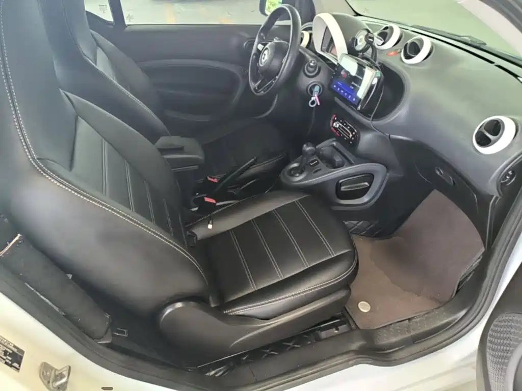 smart Smart Fortwo — миниатюра 25
