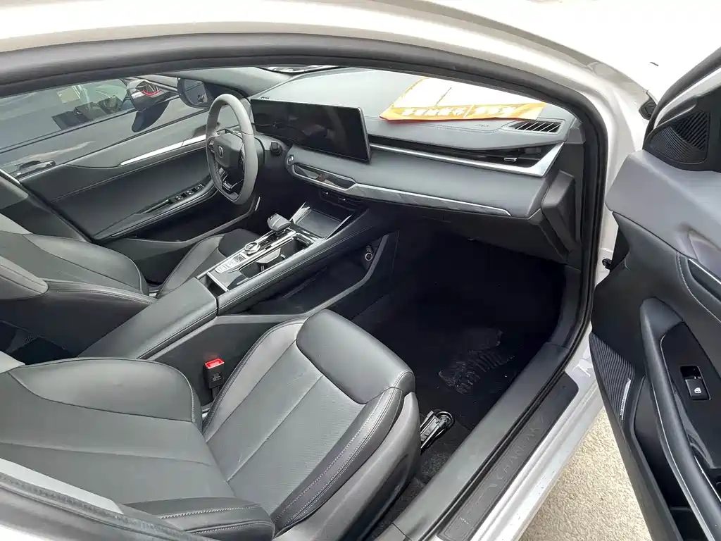 Changan Raeton Plus PLUS 2023 1.5T DCT Luxury