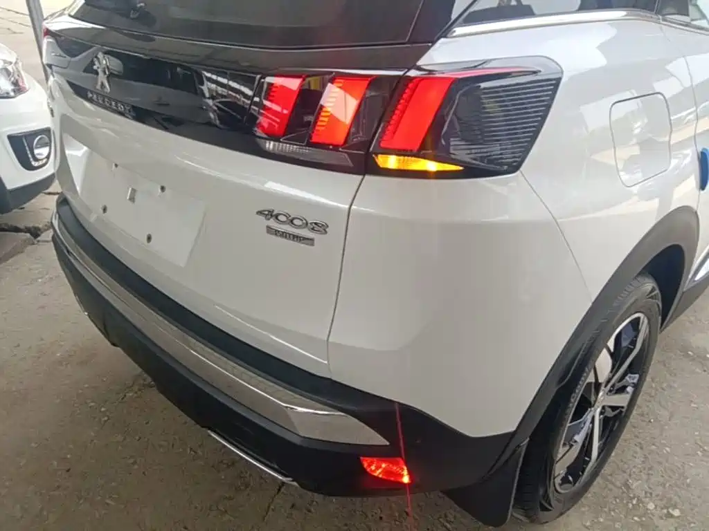 Peugeot 4008 — миниатюра 8