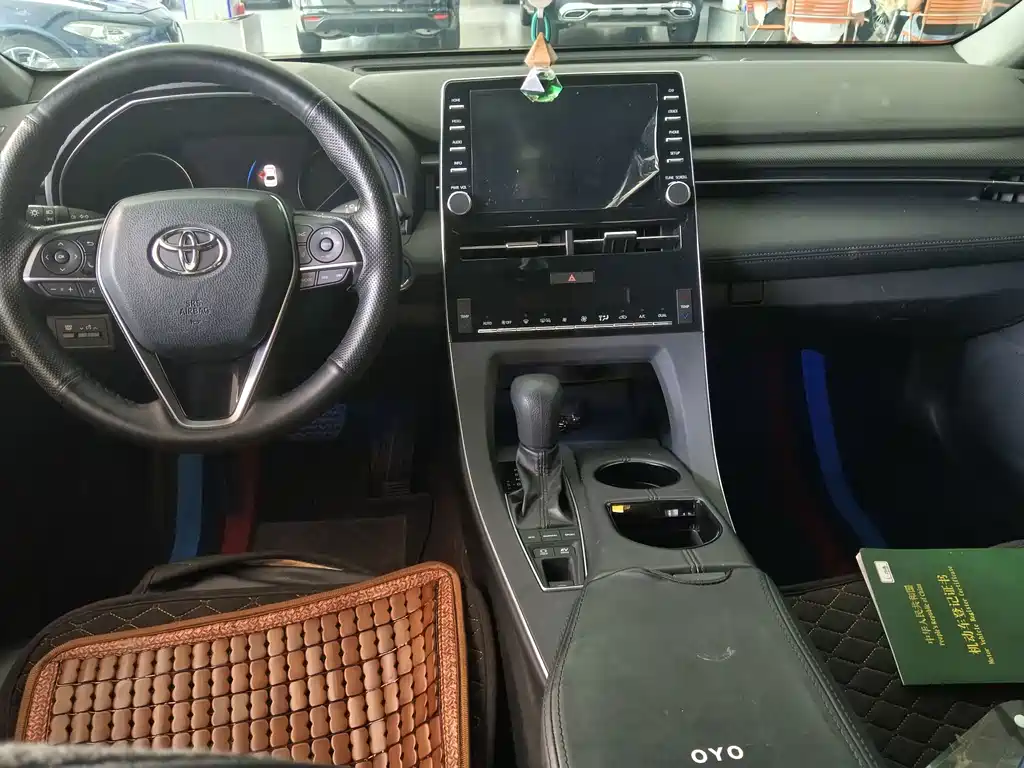 Toyota Avalon — миниатюра 5
