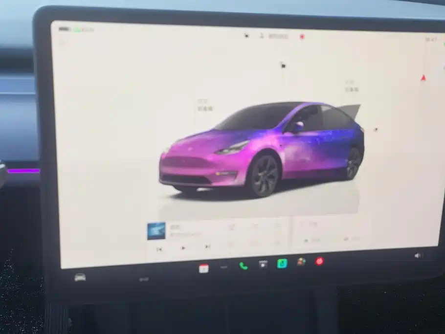 Tesla Model Y — миниатюра 13