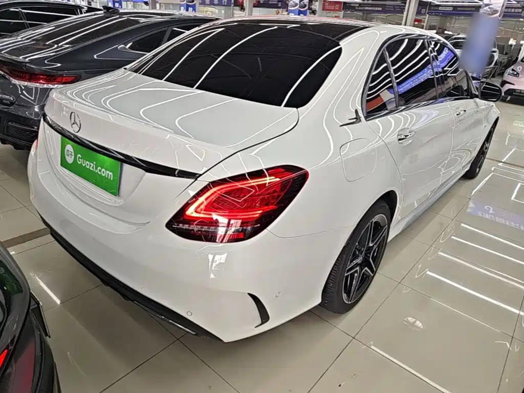 Mercedes-Benz C-Class — миниатюра 7