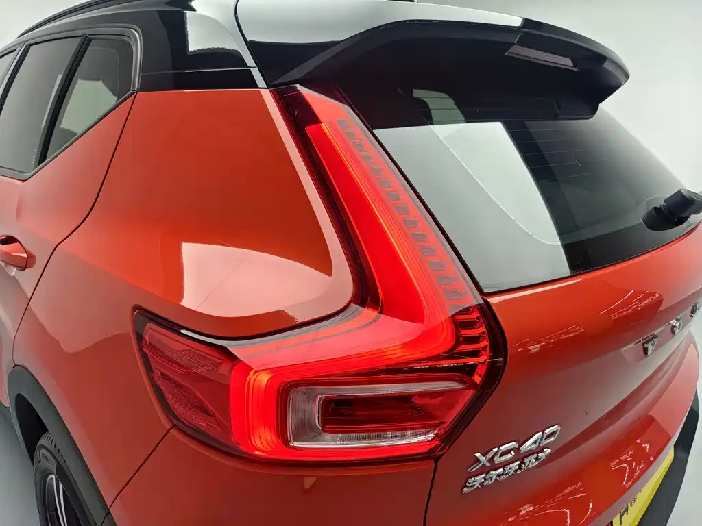 Volvo XC40 — миниатюра 15