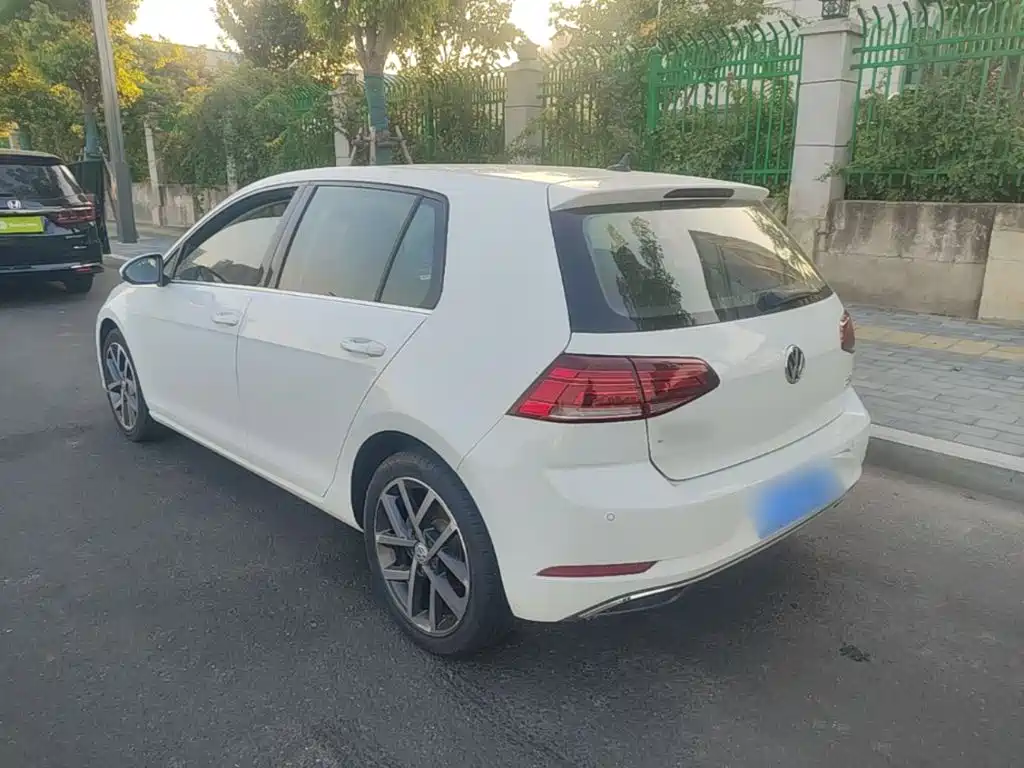Volkswagen Golf — миниатюра 5