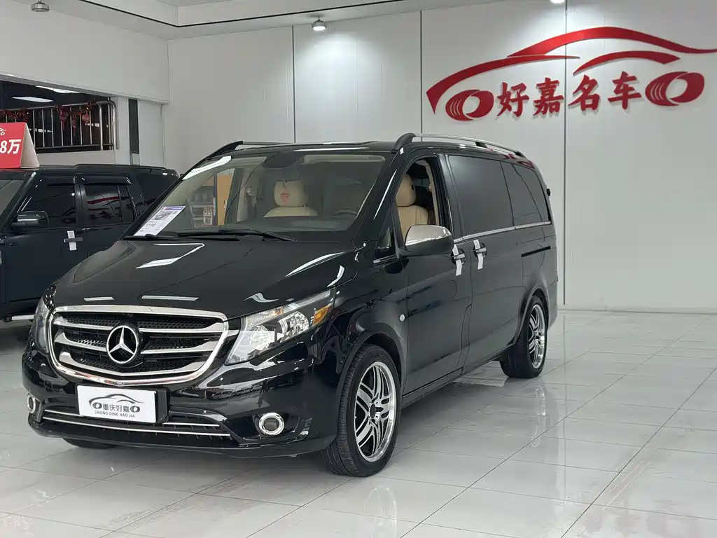 Mercedes-Benz  2018