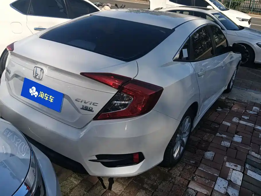 Honda Civic — миниатюра 3