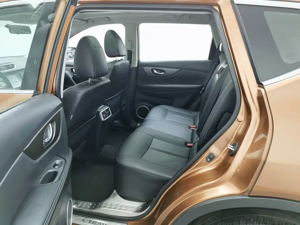 Nissan X-Trail — миниатюра 15