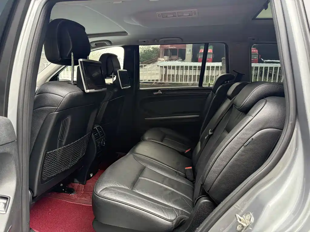 Mercedes-Benz GL-Class — миниатюра 8