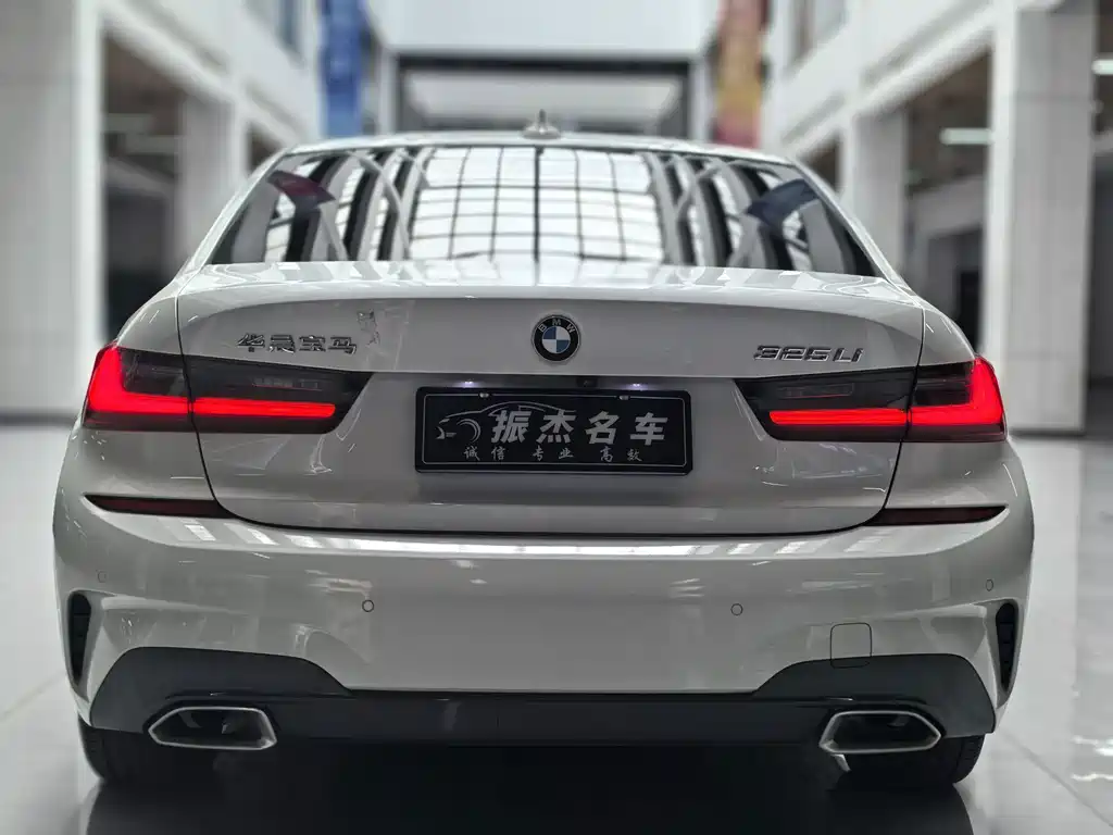 BMW 3 Series — миниатюра 14