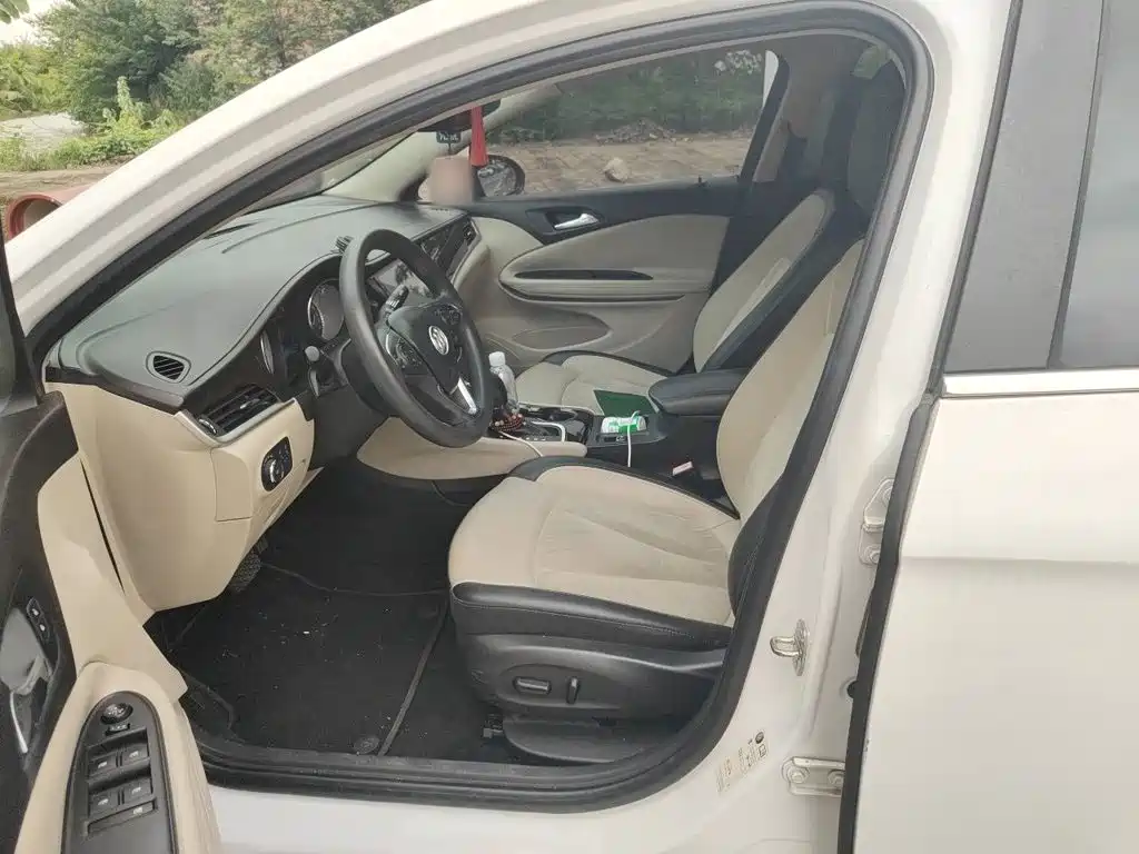 Buick Verano — миниатюра 16
