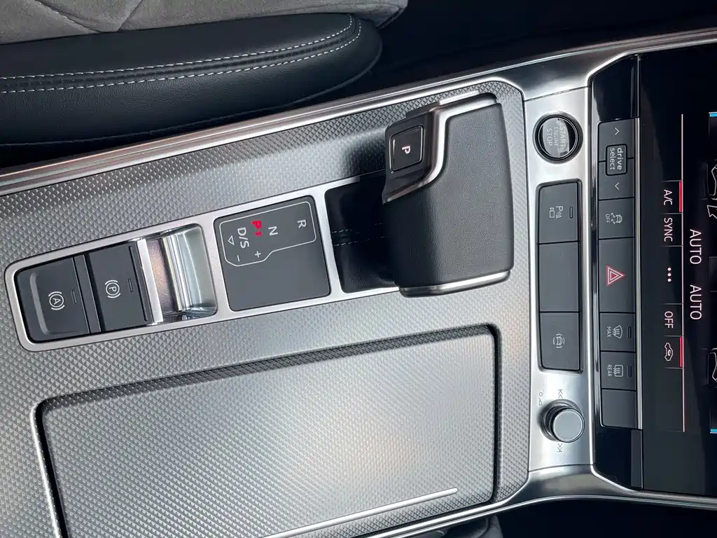 Audi A6L — миниатюра 24
