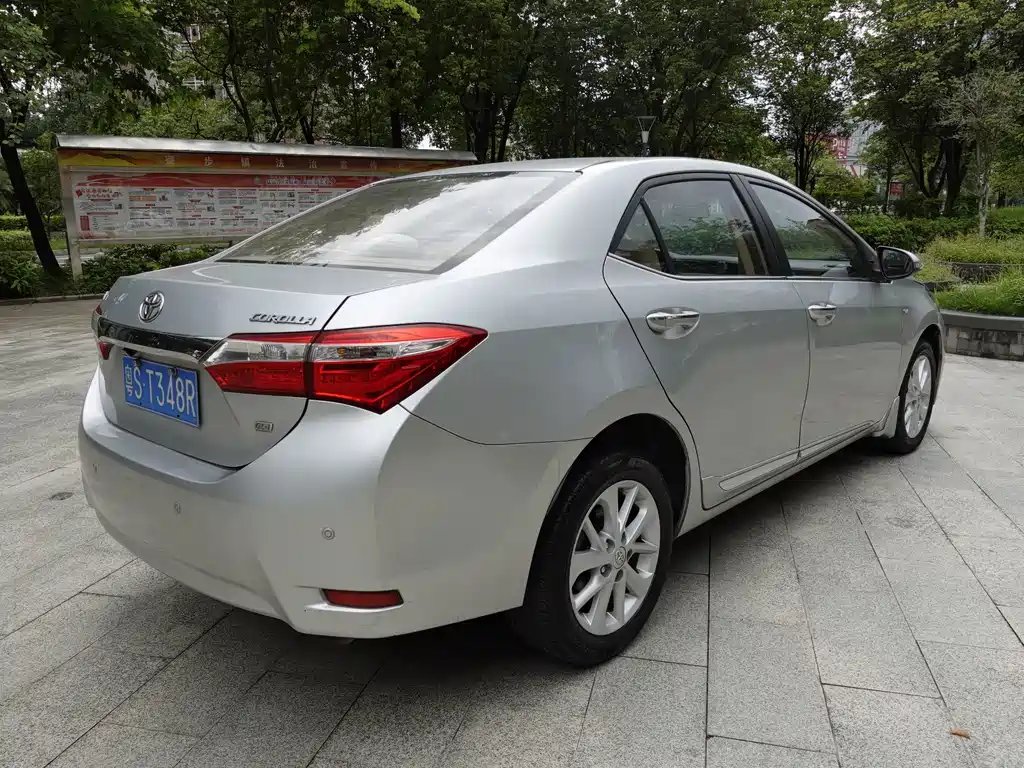 Toyota Corolla — миниатюра 7