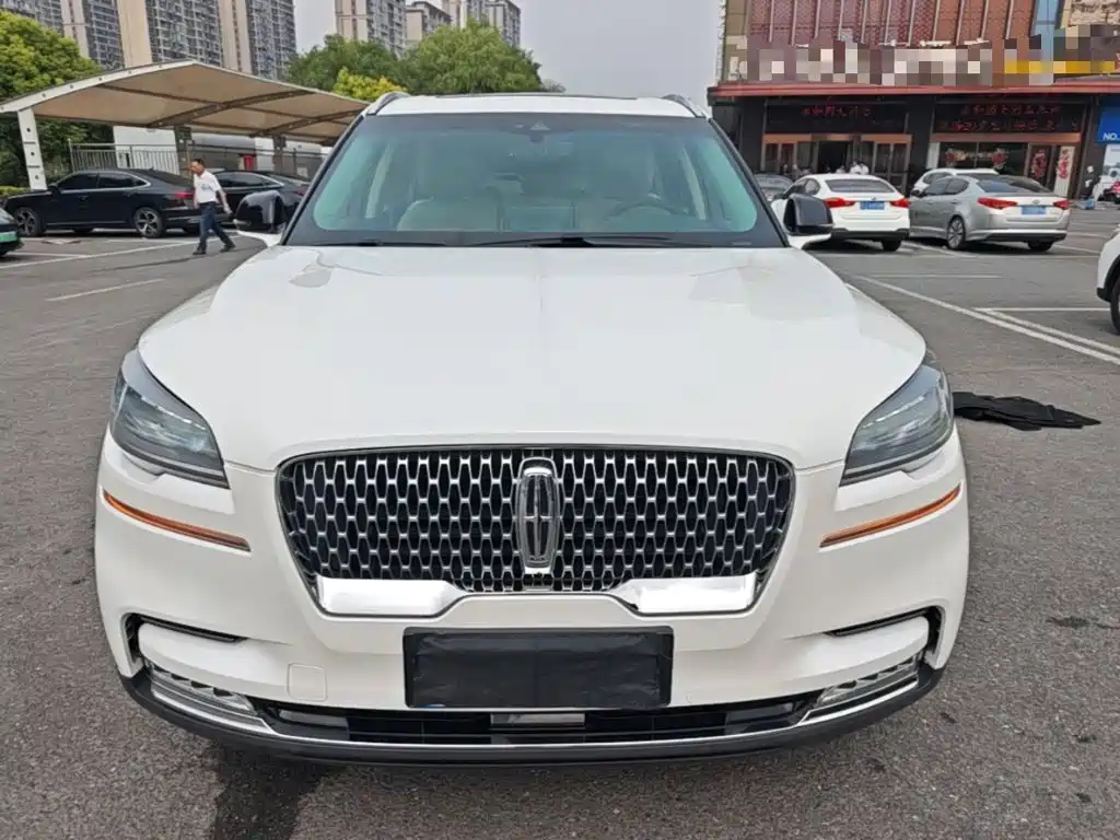 Lincoln Aviator (Import) — миниатюра 3