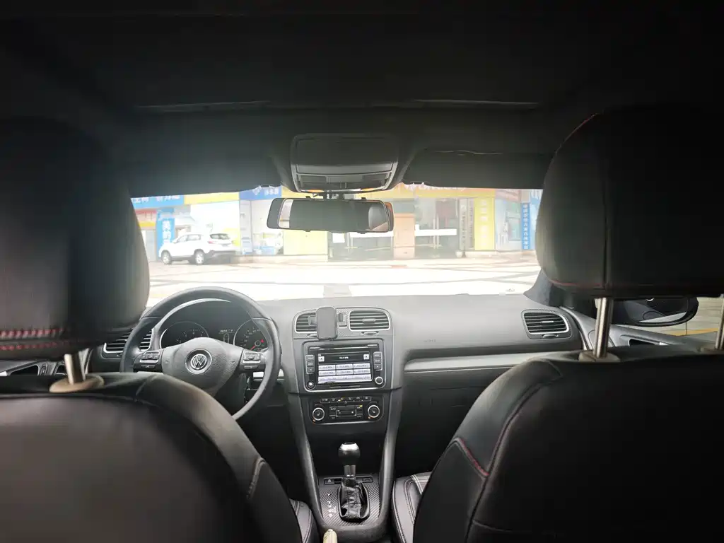 Volkswagen Golf — миниатюра 11