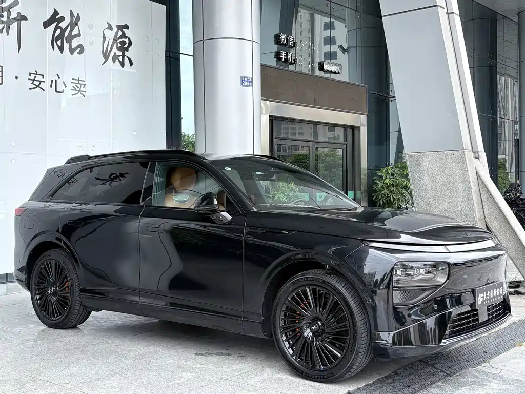 XPeng G9 — миниатюра 3