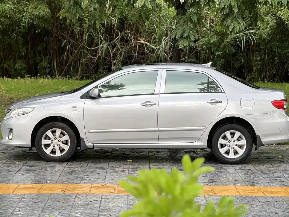 Toyota Corolla 2011 1.6L AT GL
