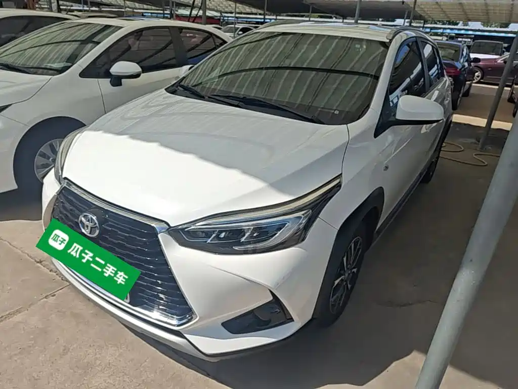 Toyota Yaris L — миниатюра 2