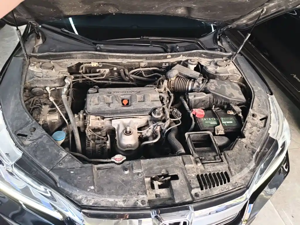 Honda Accord — миниатюра 20