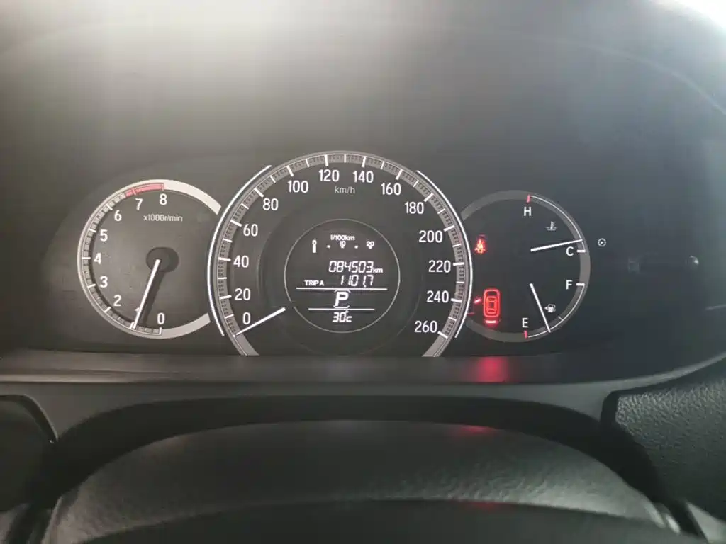 Honda Accord — миниатюра 12