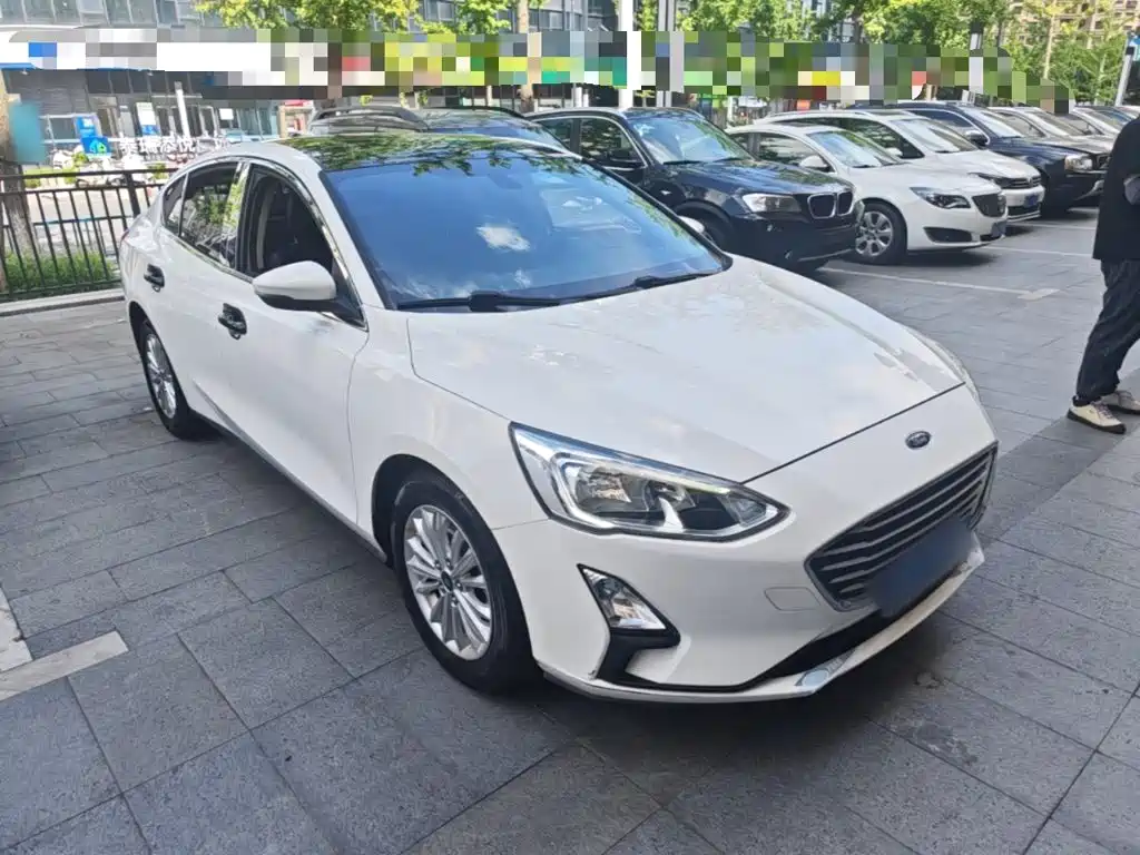 Ford Focus — миниатюра 4