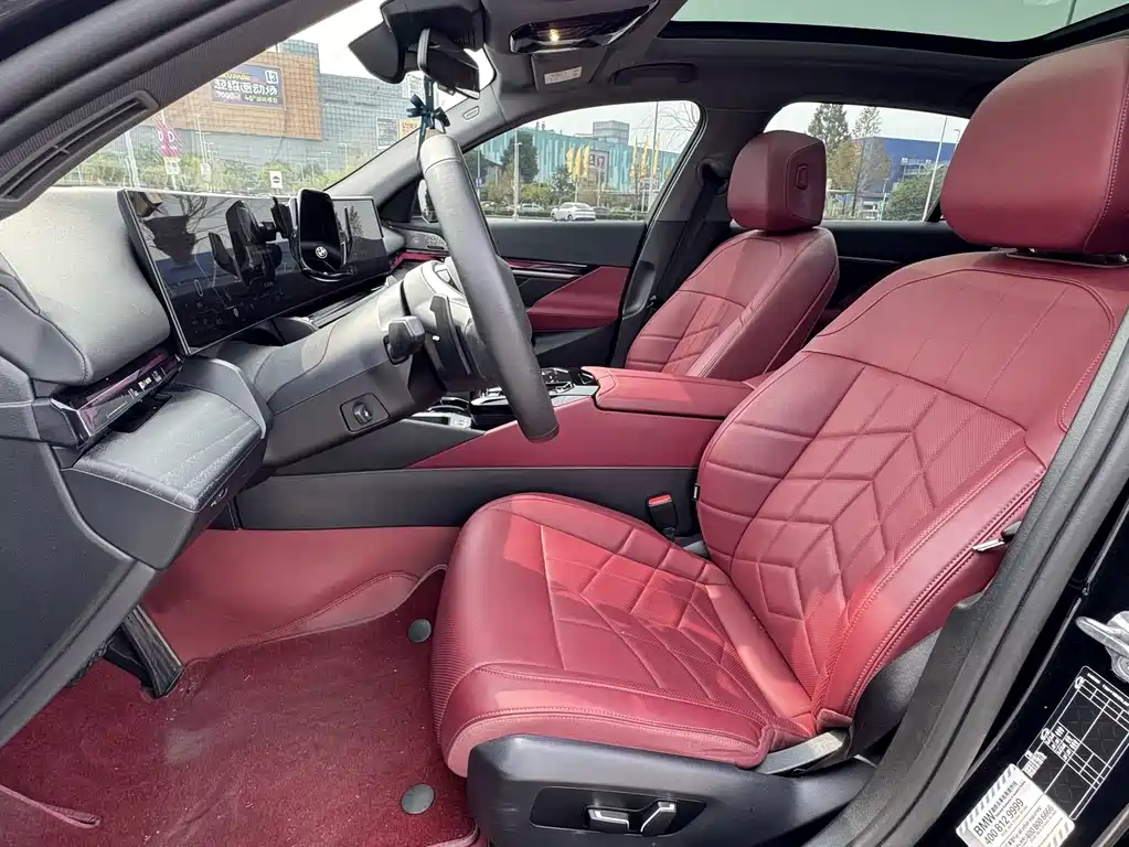 BMW 5 Series — миниатюра 11