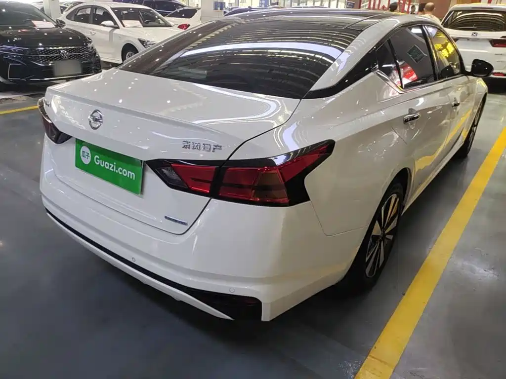Nissan Teana — миниатюра 7
