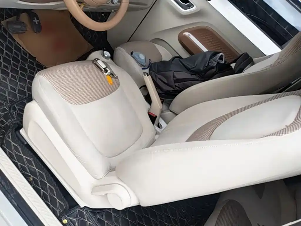 Wuling MINIEV — миниатюра 15