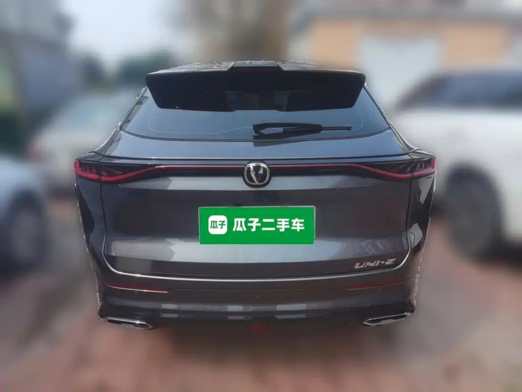 Changan UNI-Z New Energy — миниатюра 3