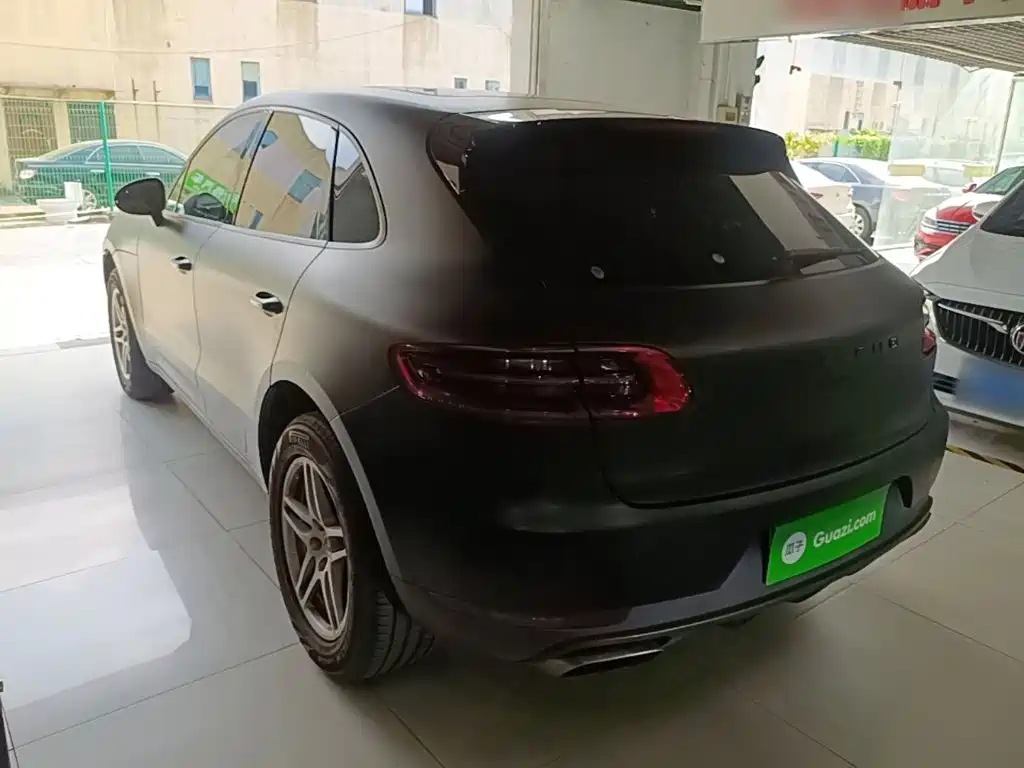 Porsche Macan — миниатюра 5