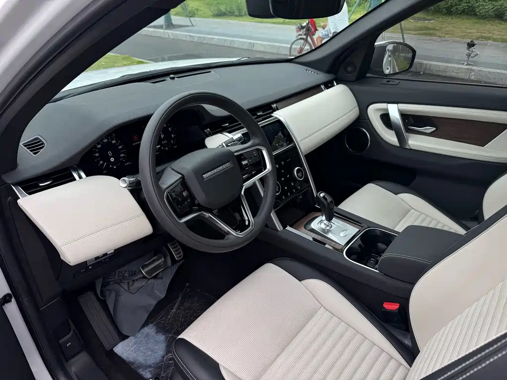 Land Rover Discovery Sport Hybrid — миниатюра 5