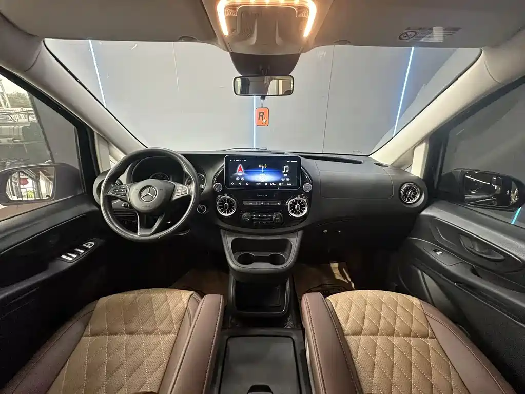 Mercedes-Benz Vito — миниатюра 10