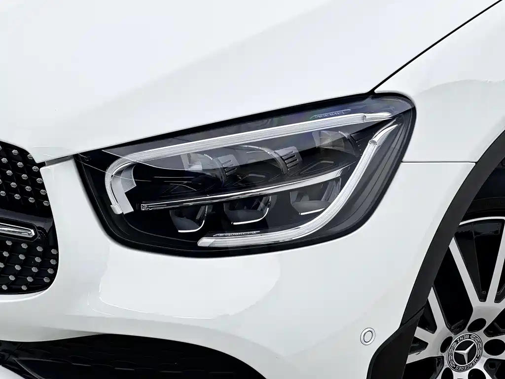 Mercedes-Benz GLC Coupe — миниатюра 11