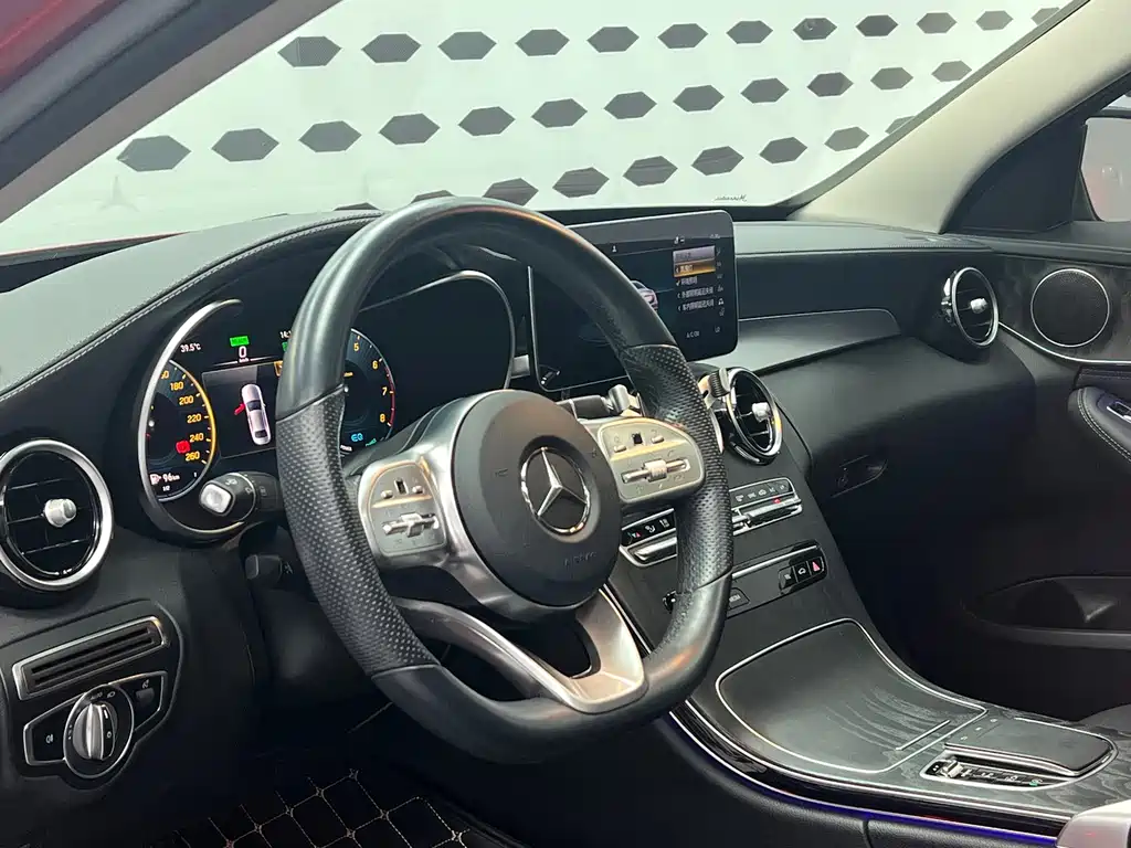 Mercedes-Benz C-Class — миниатюра 5