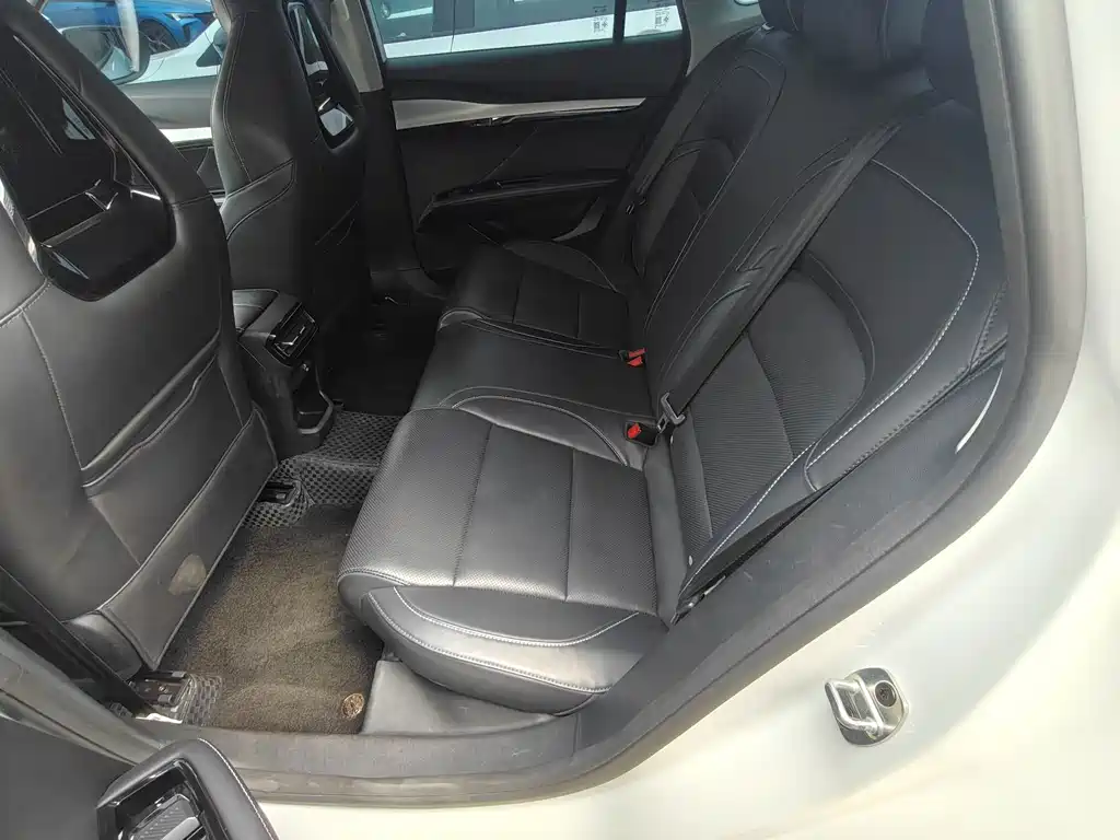 MG MG5 Scorpio — миниатюра 9