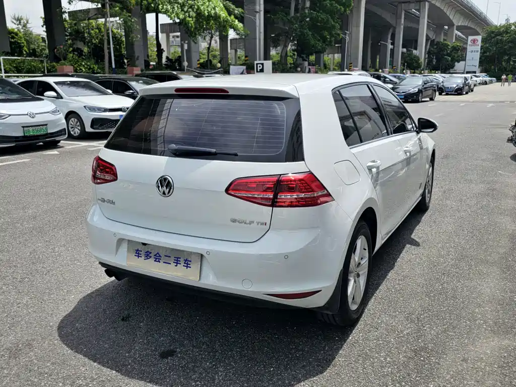 Volkswagen Golf — миниатюра 17