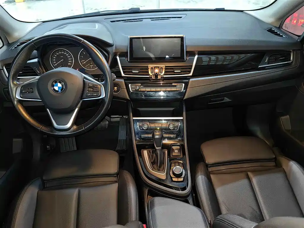 BMW 2 SERIES STATION WAGON