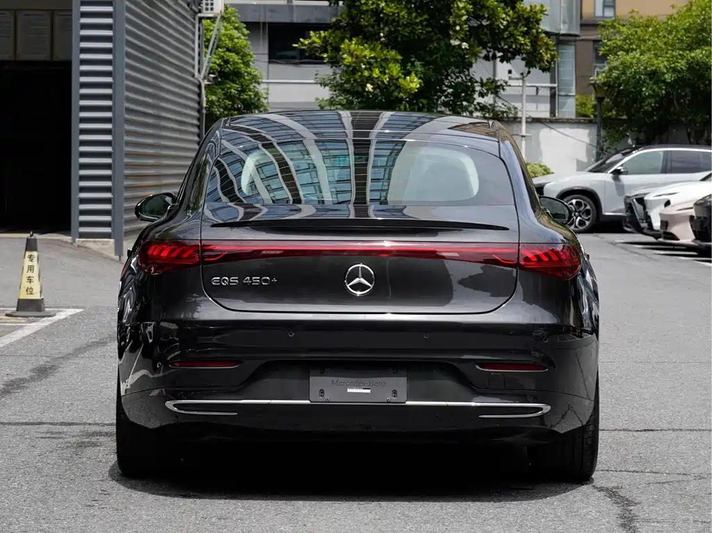 Mercedes-Benz EQS 2023 450+
