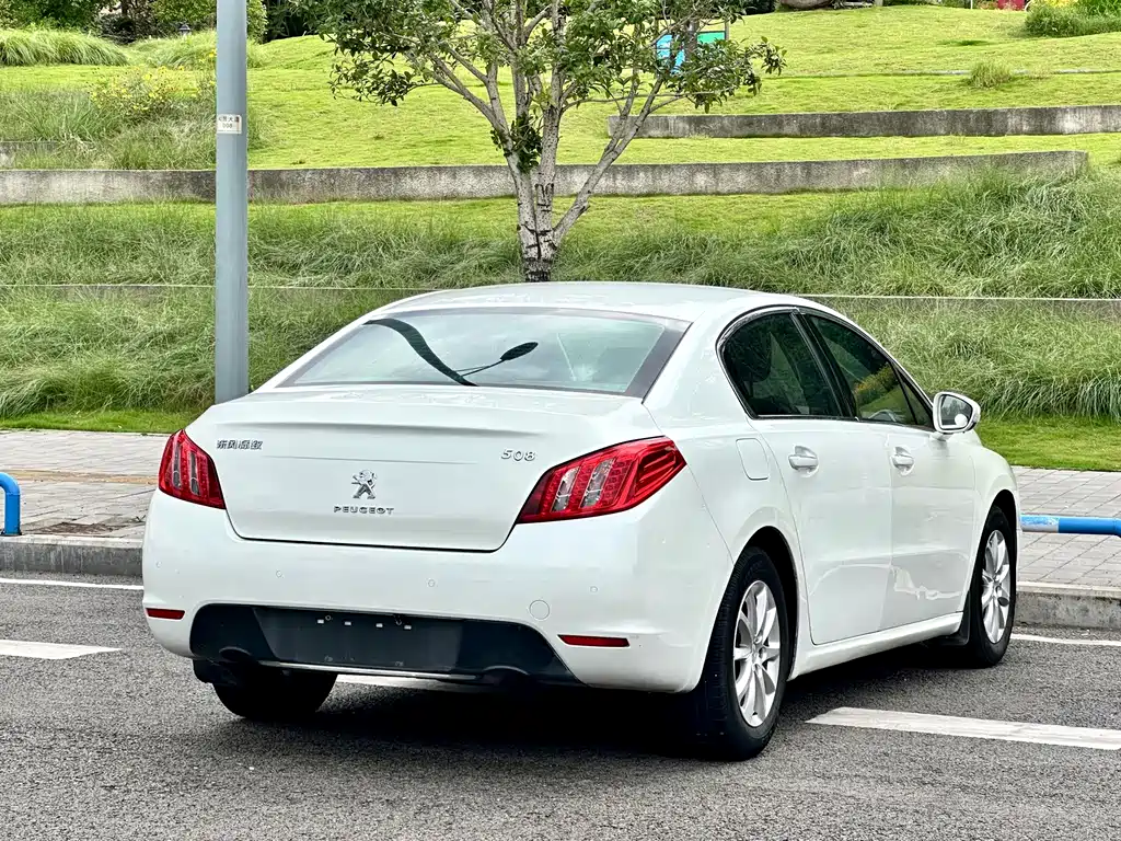 Peugeot 508 2.0L 2nd Anniversary Commemorative Auto Sunroof Classic Edition, фото 4