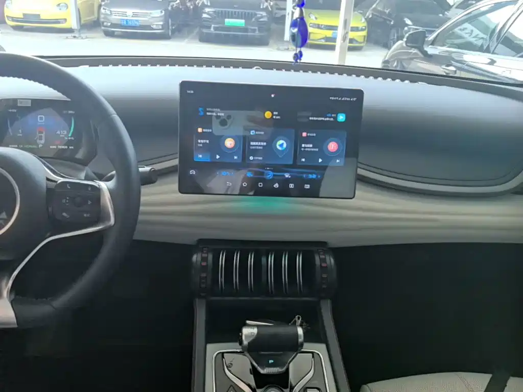 BYD Yuan Plus — миниатюра 13