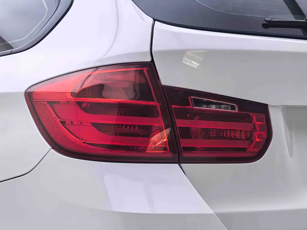 BMW 3 Series 3 2013 320i Sport
